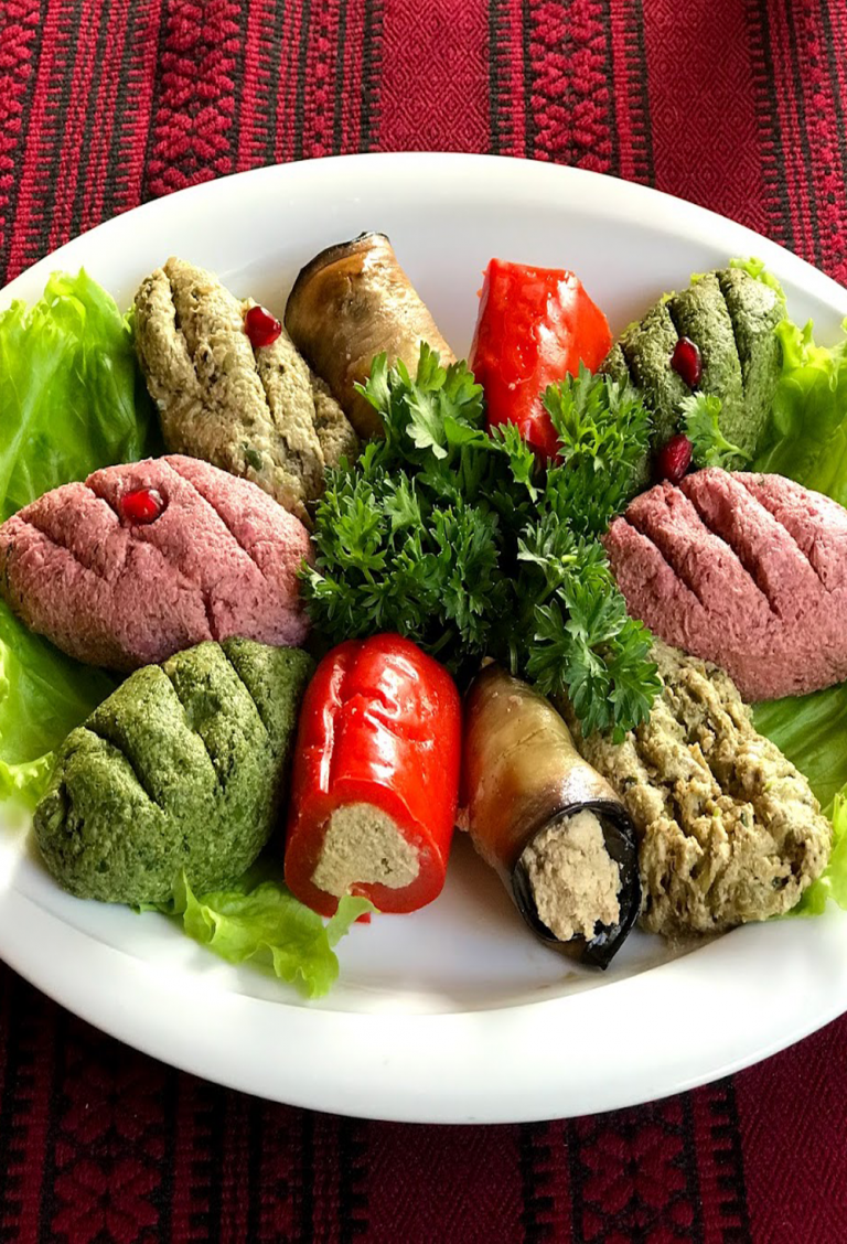 Pkhali mit Spinat, Rote Bete und Brokkoli